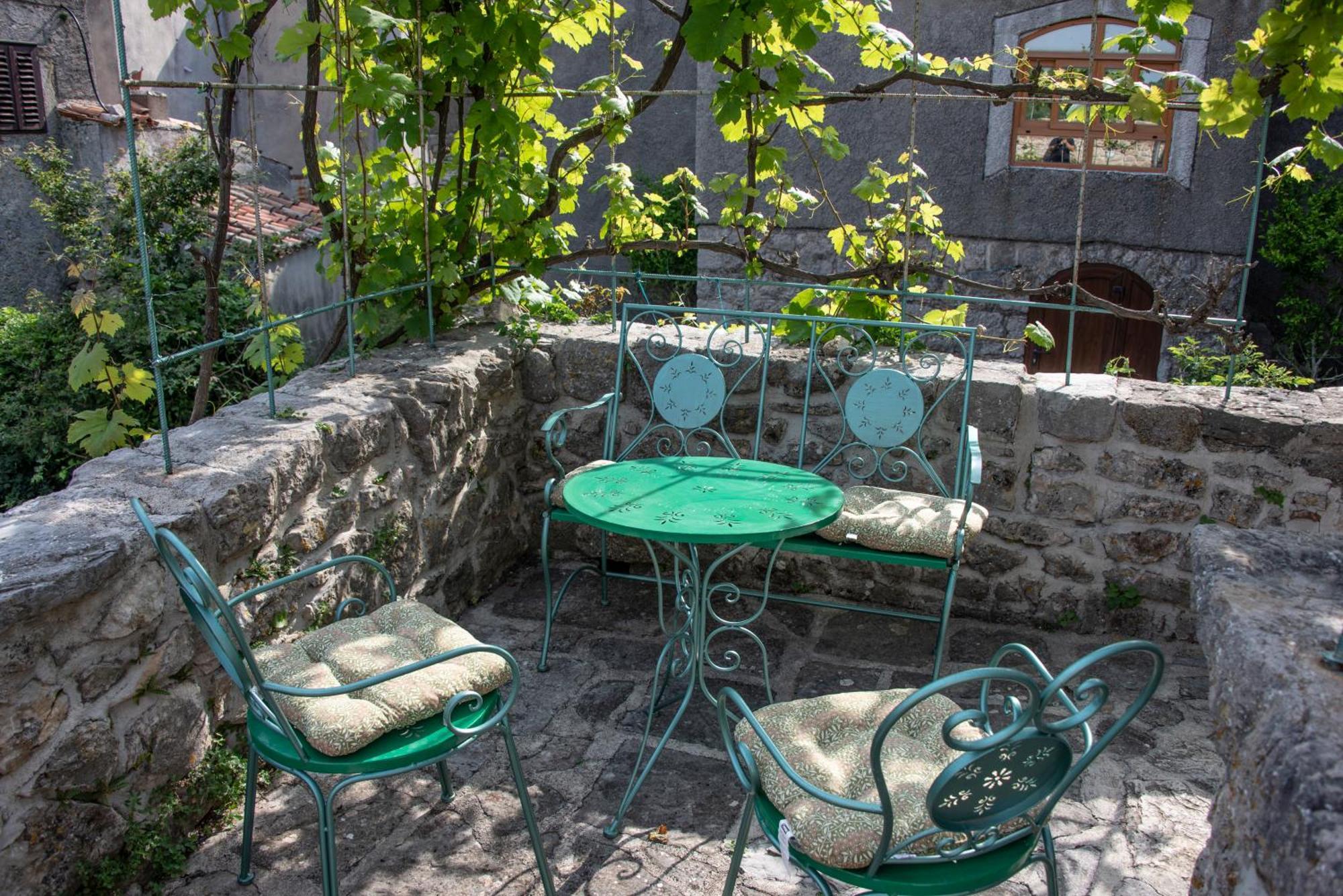 Apartman Nives Lubenice Exterior photo